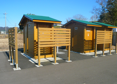 バイオトイレ室内